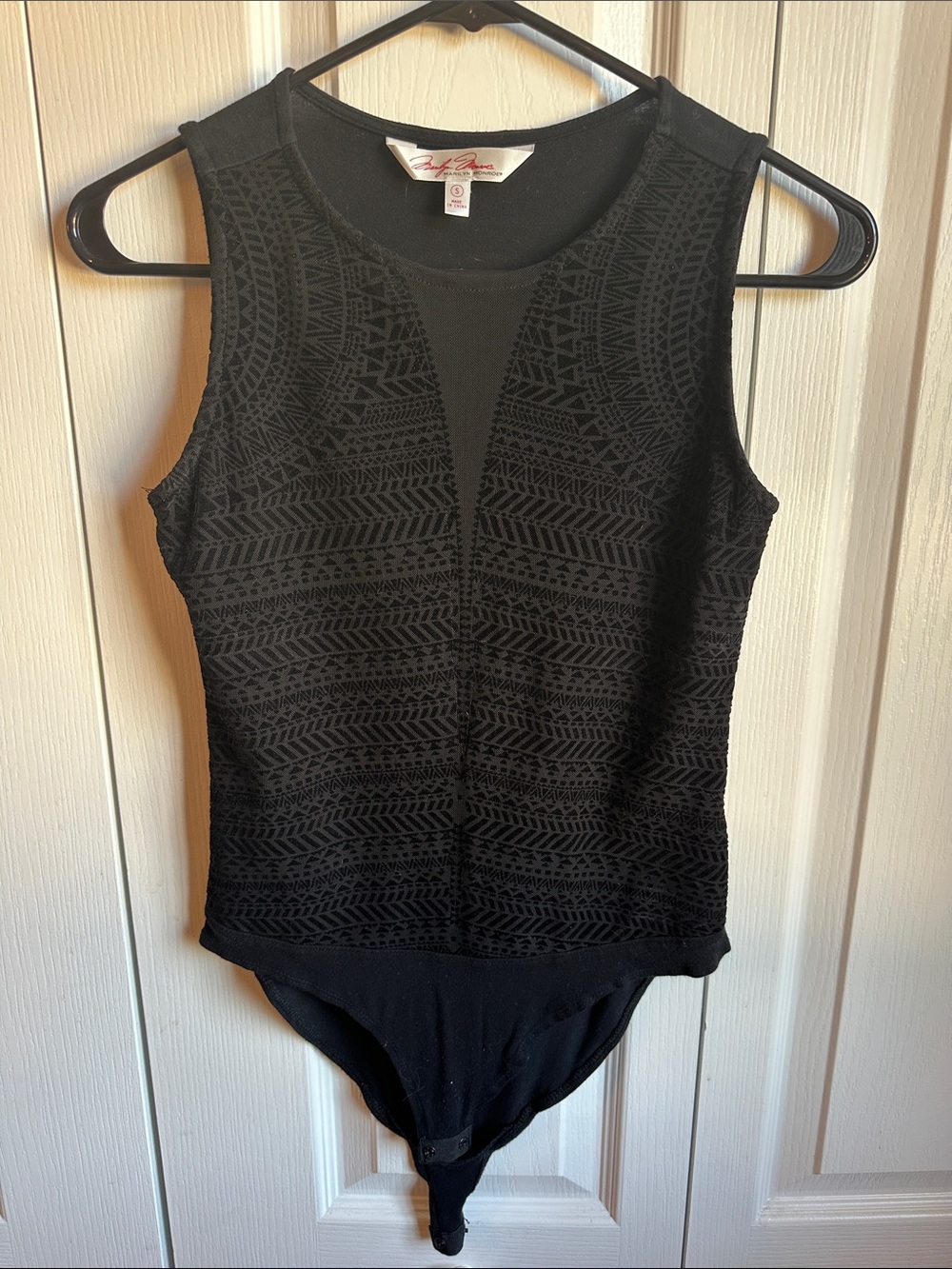 Marilyn Monroe Black Sleeveless Lace-Pattern Bodysuit